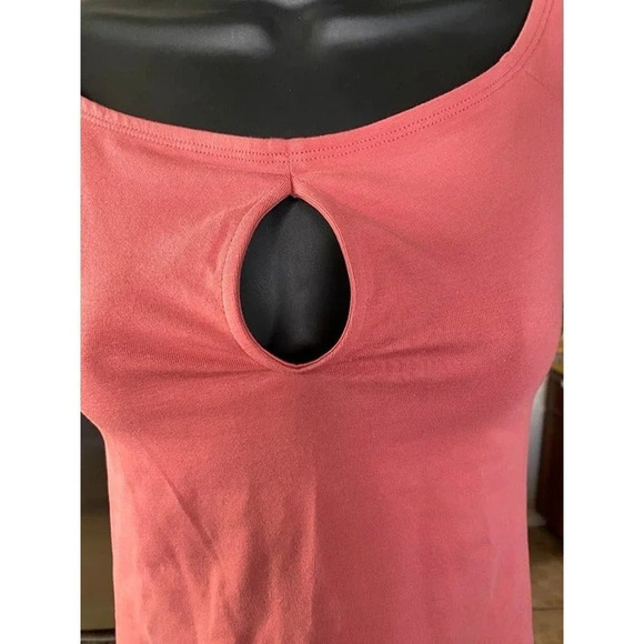 NWT Express Womens Peep Hole Top Size Small Coral Color Casual Short Sleeve Boho - Picture 9 of 12